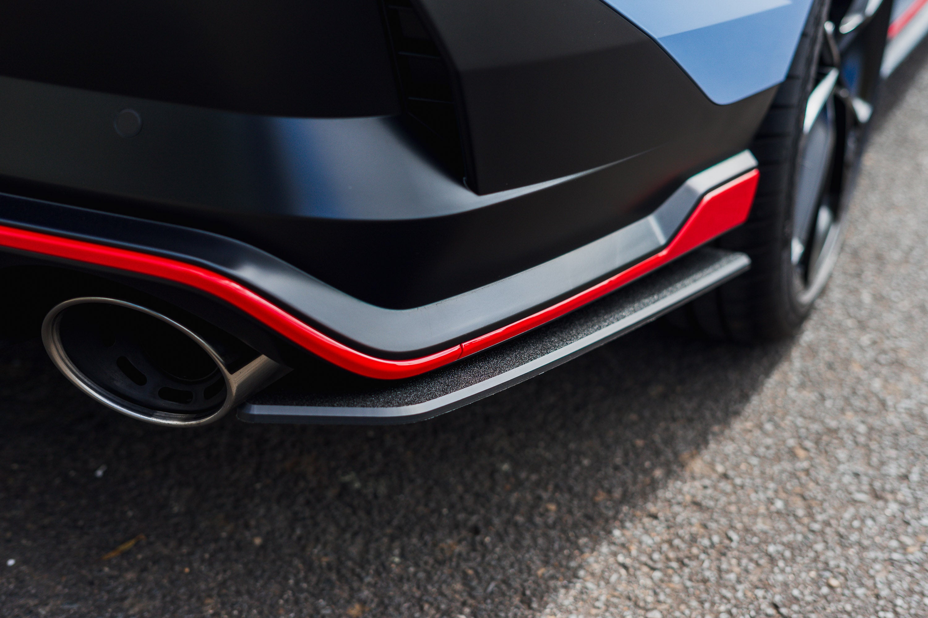 DEMO STOCK - CN7 V2 i30N Sedan FL 2024 Rear Spats (Pair) - GLOSS BLACK