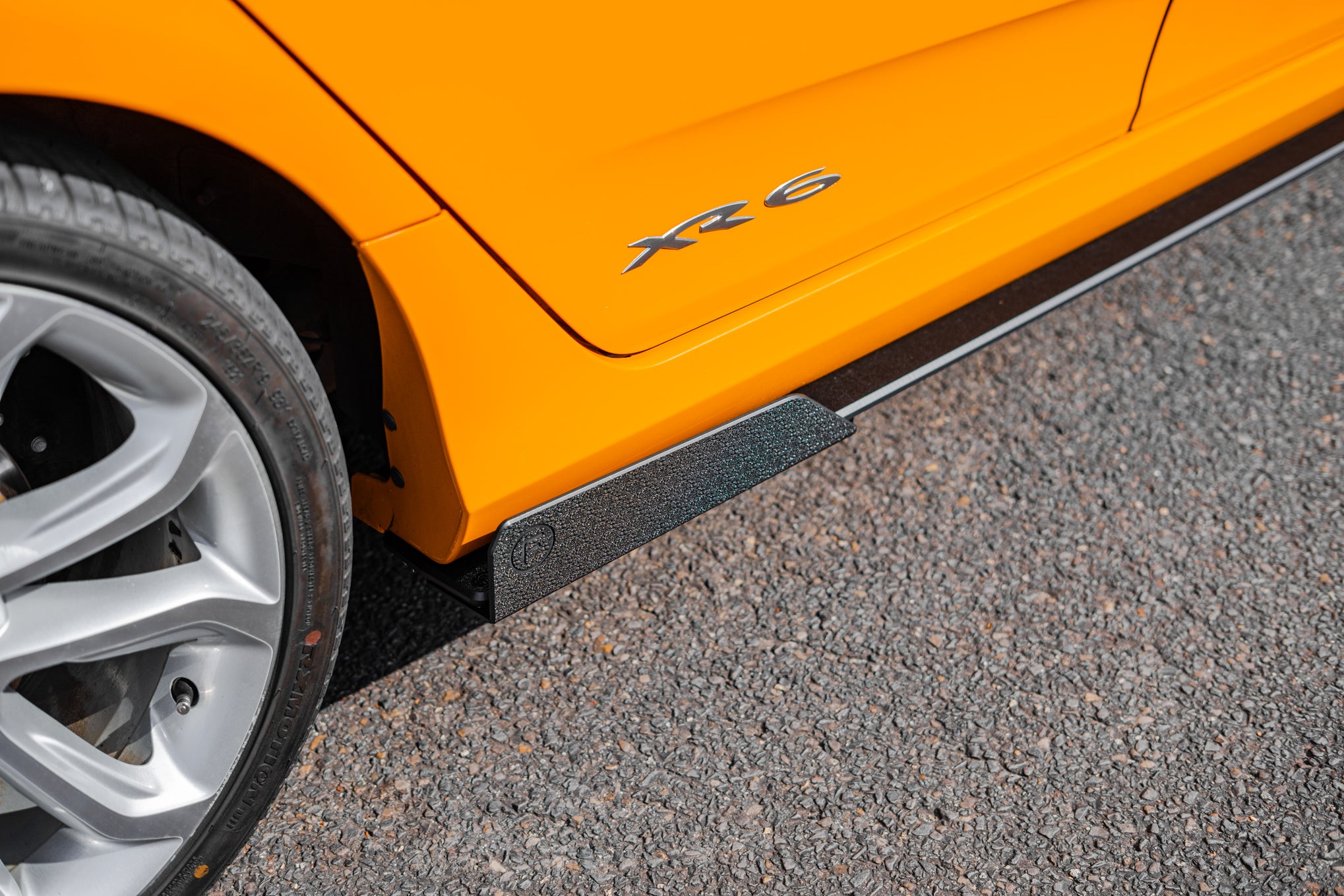 Ford Falcon FG MK2 Side Skirt Splitter Winglets