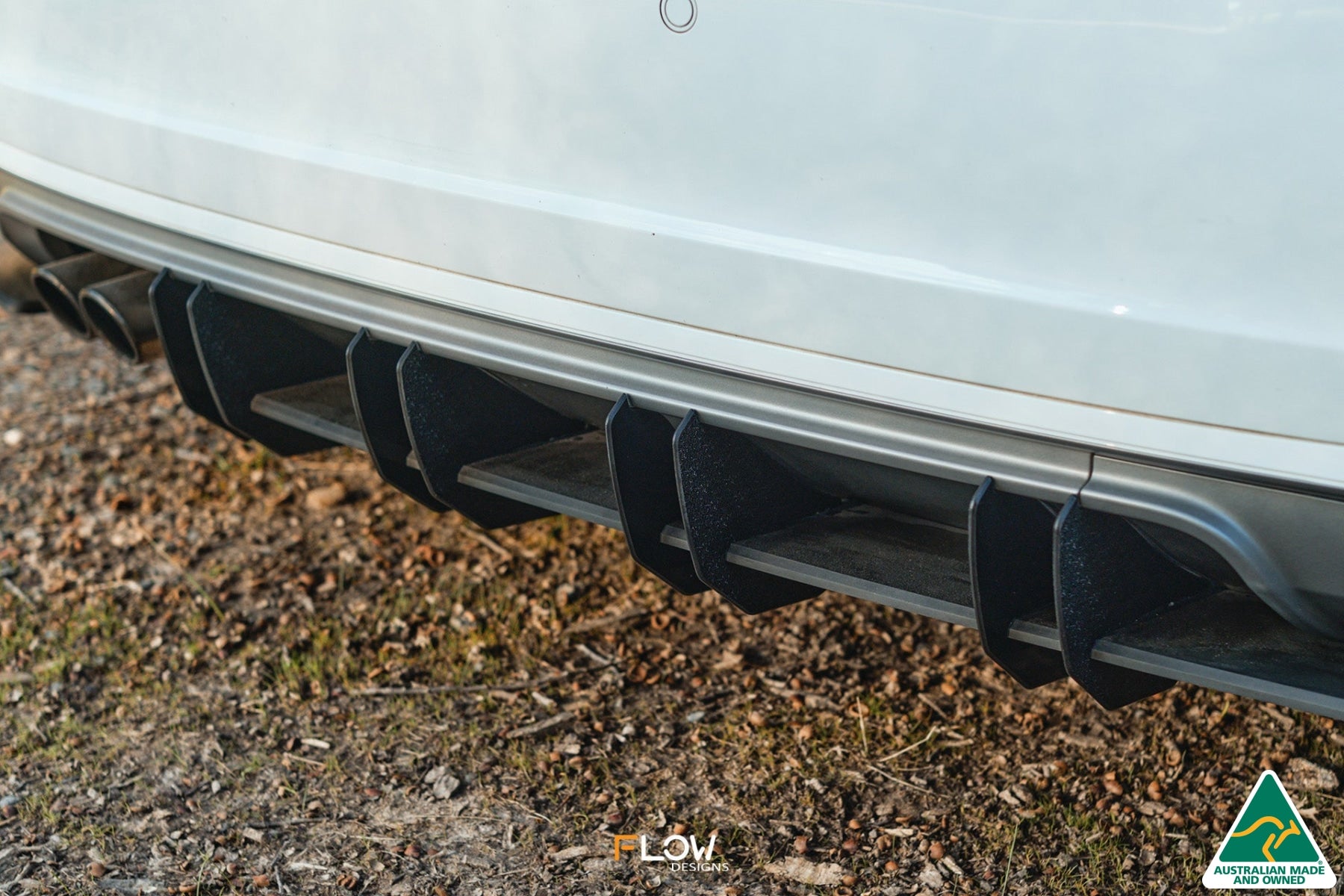 CLEARANCE S3 8P Hatch (PFL) Flow-Lock Rear Diffuser GLOSS BLACK