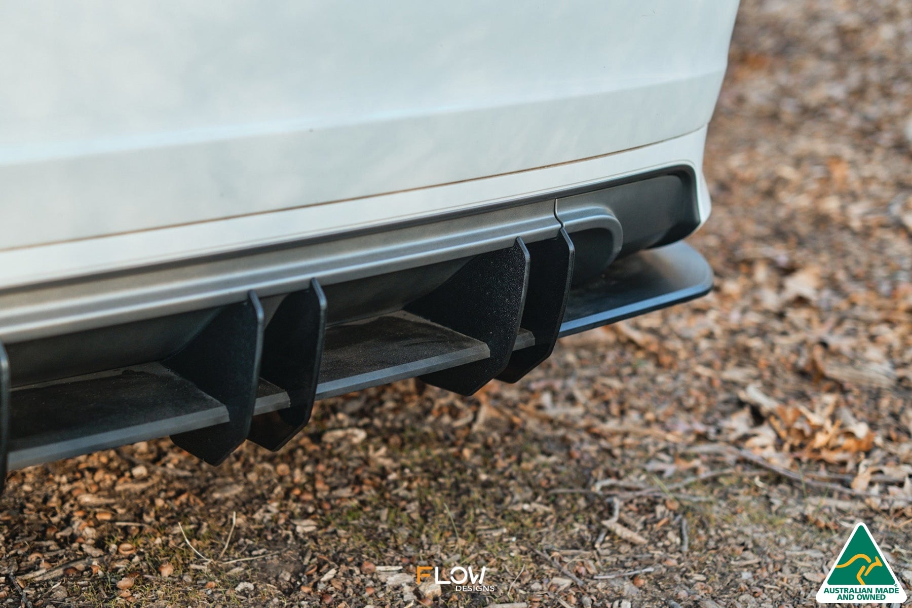 CLEARANCE S3 8P Hatch (PFL) Flow-Lock Rear Diffuser GLOSS BLACK