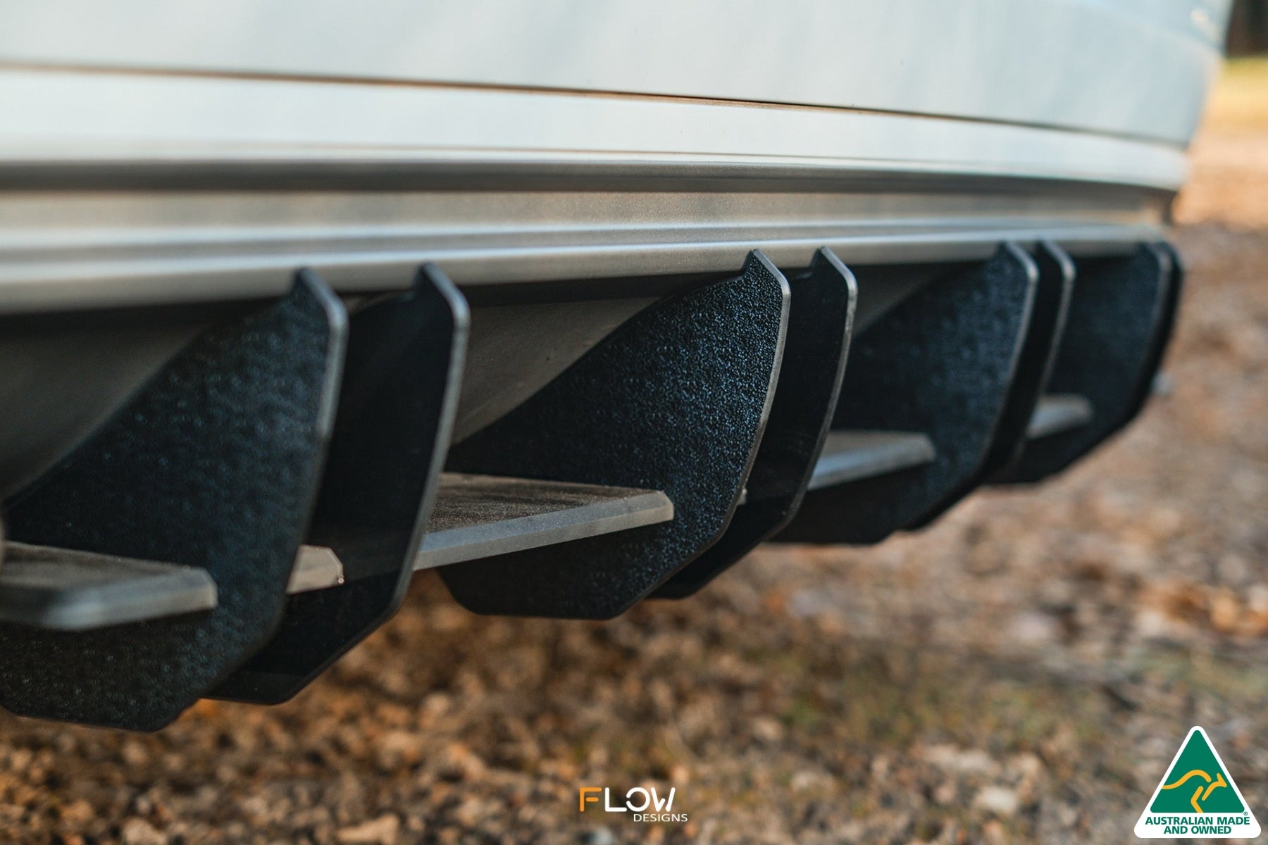 CLEARANCE S3 8P Hatch (PFL) Flow-Lock Rear Diffuser GLOSS BLACK