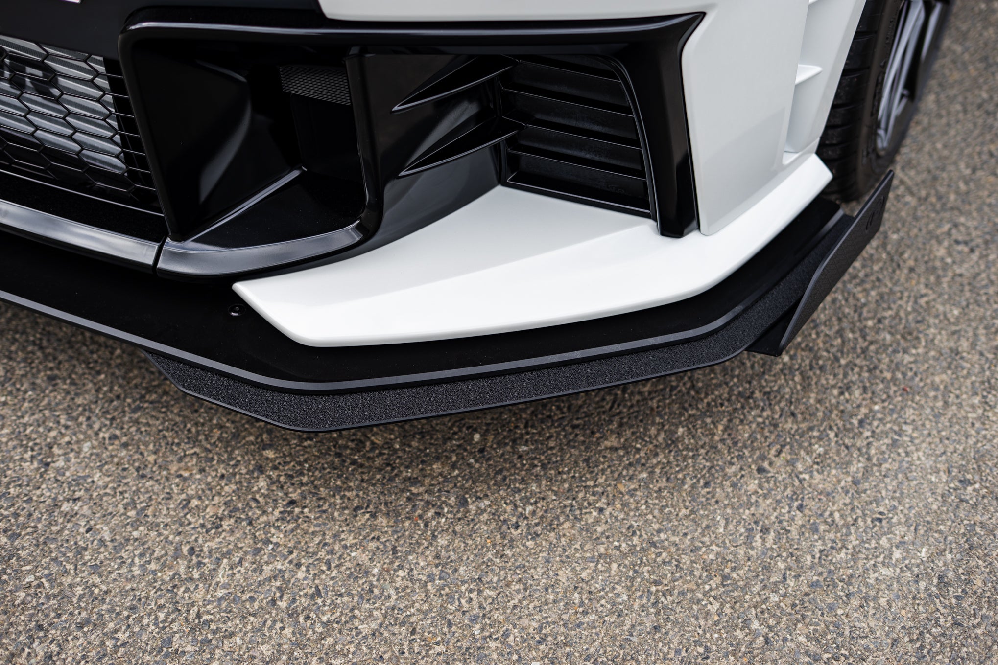 Toyota Yaris GR Gen2 2025 Chassis Mounted Front Lip Splitter & Bumper Reinforcement Plate