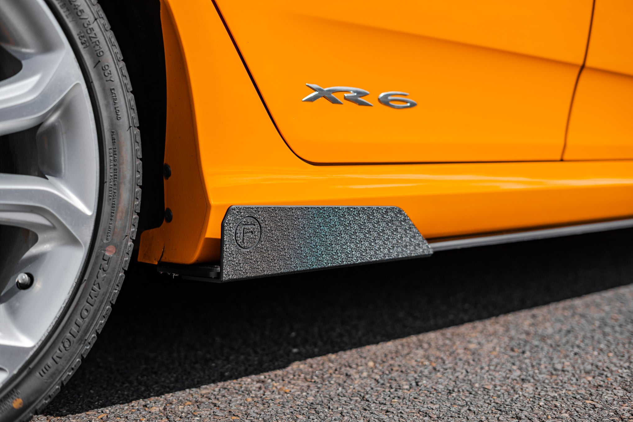 Ford Falcon FG MK2 Side Skirt Splitter Winglets