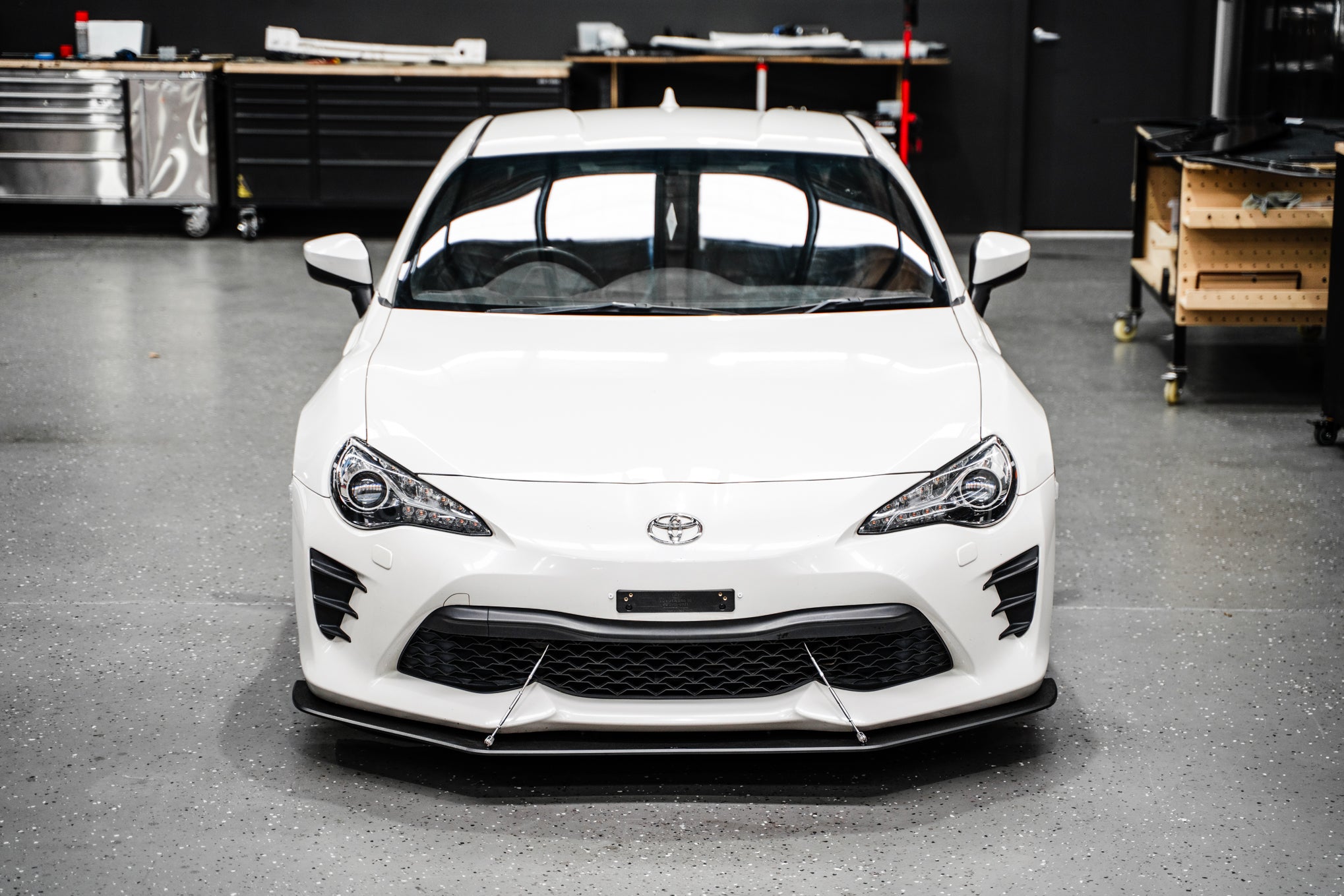 Toyota 86 (Facelift) Front Lip Splitter V2 (With Support Rods)