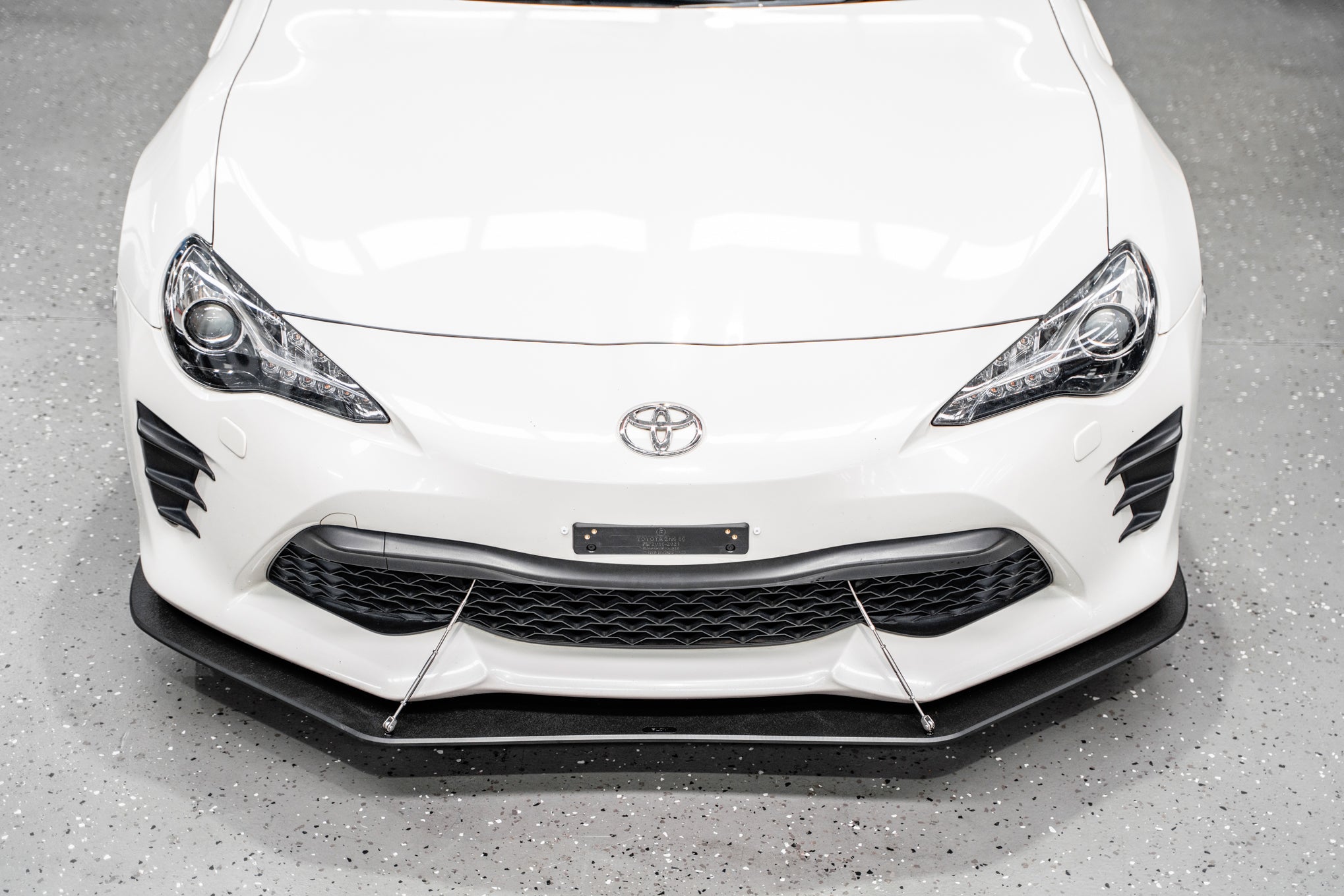 Toyota 86 (Facelift) Front Lip Splitter V2 (With Support Rods)