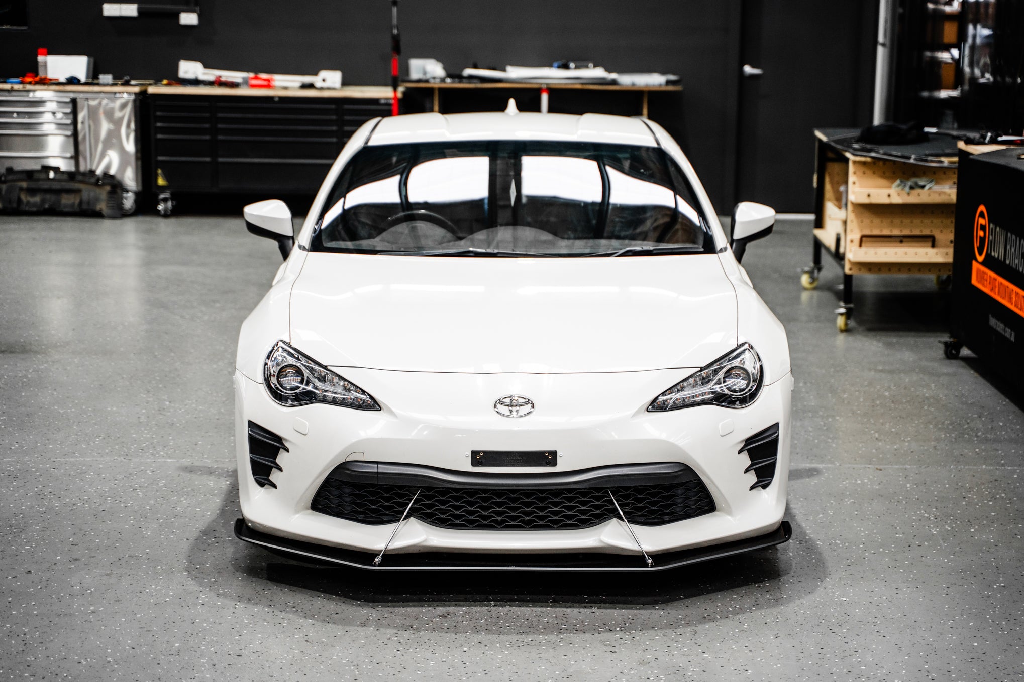 Toyota 86 (Facelift) Front Lip Splitter V2 (With Support Rods)