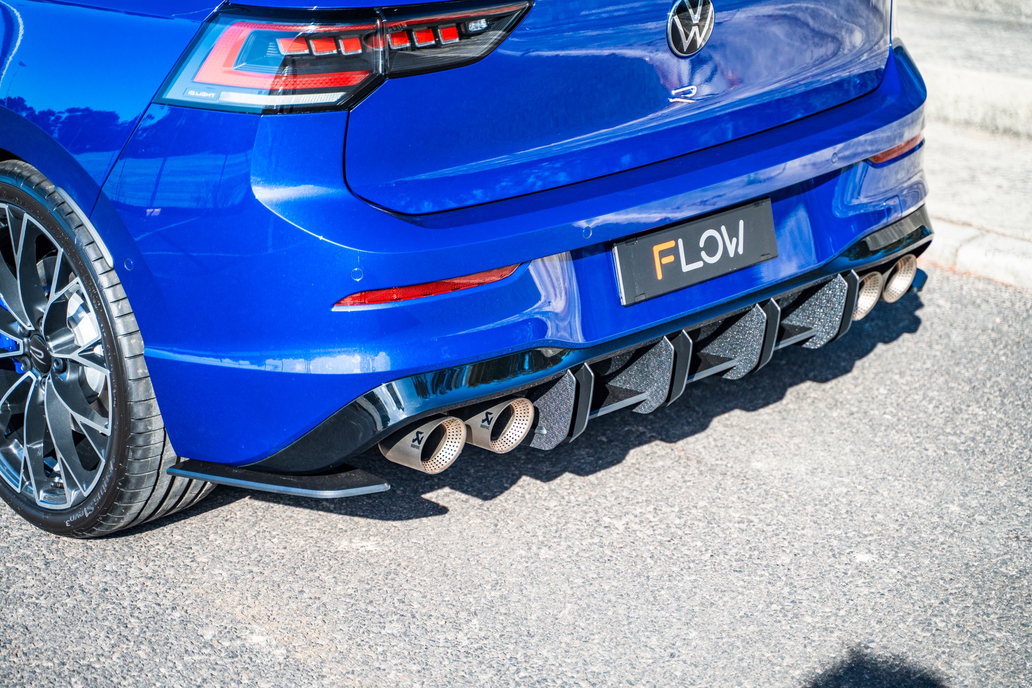 MK8.5 Golf R Flow-Lock Rear Diffuser