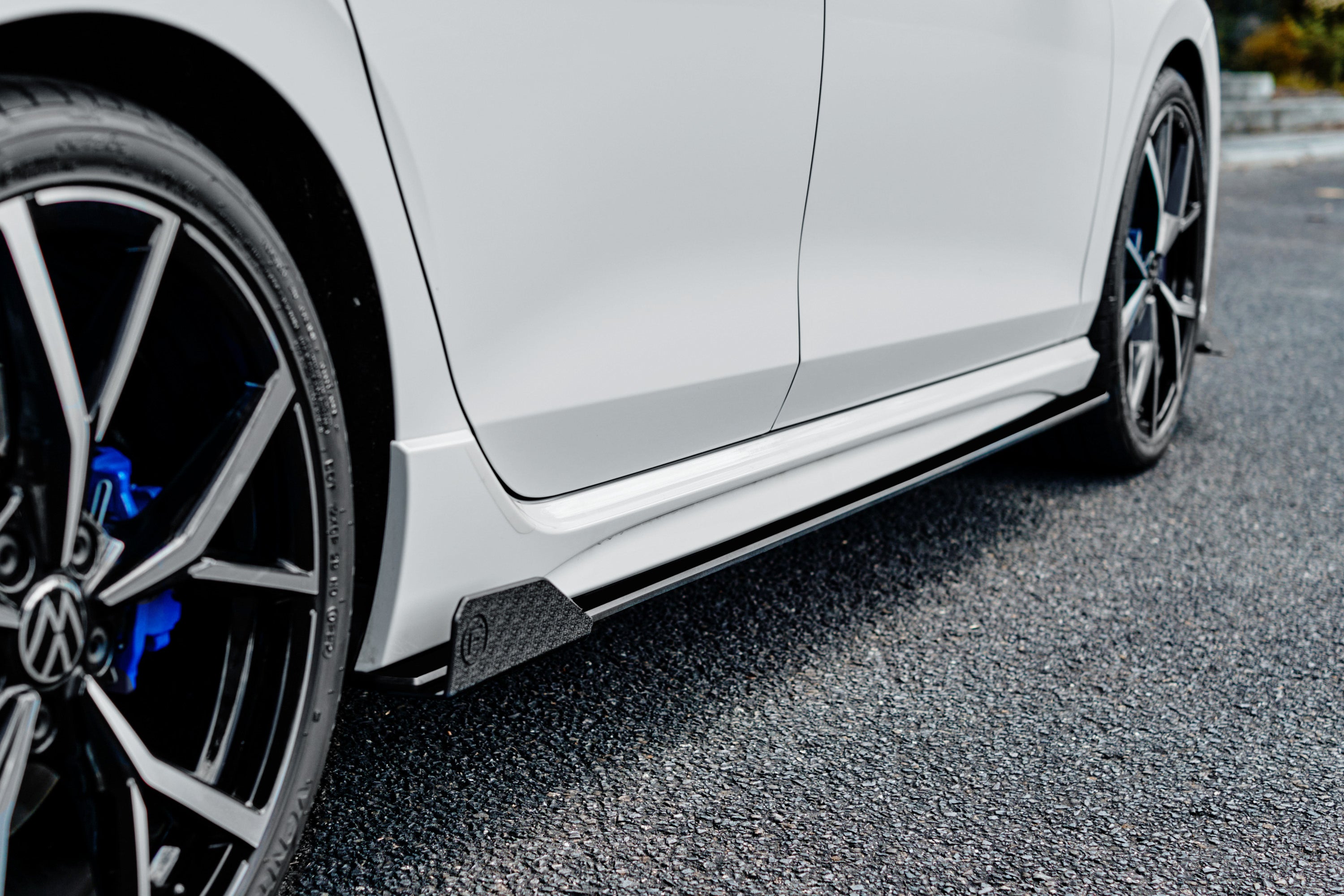 MK8 Golf R Side Skirt Splitters (Pair)