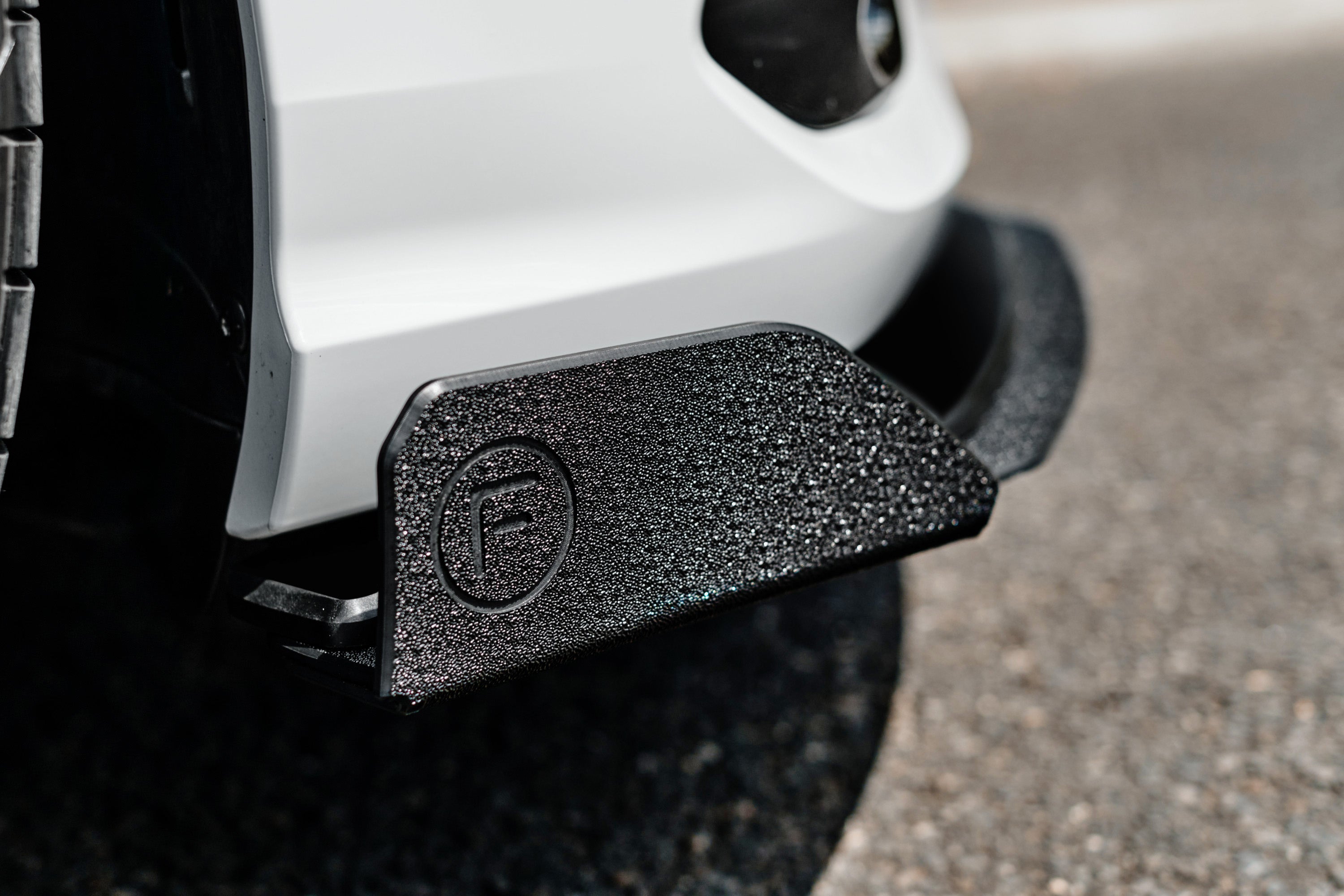 MK8 Golf R Chassis Mounted Front Lip Splitter