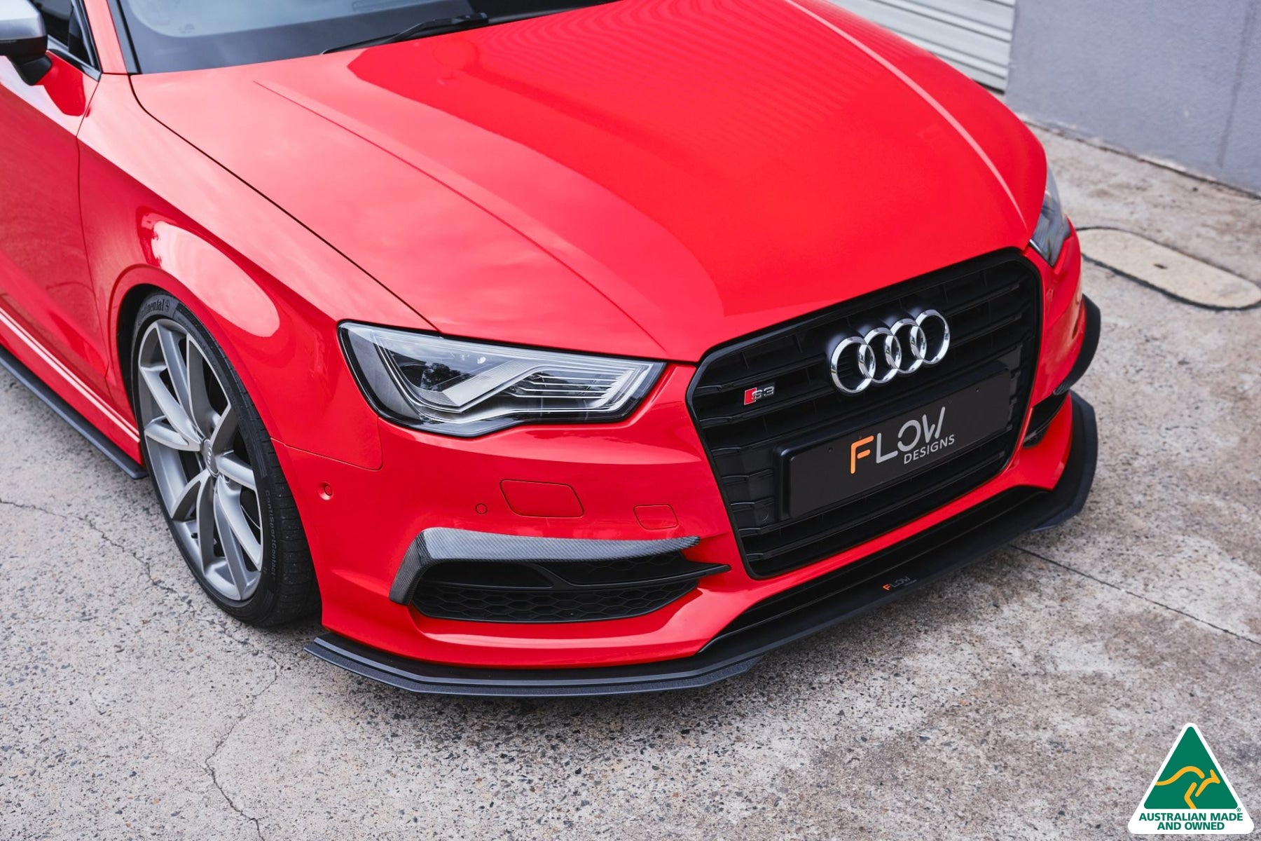 S3 8V Sedan Pre-Facelift Front Lip Splitter V3 & Mounting Brace