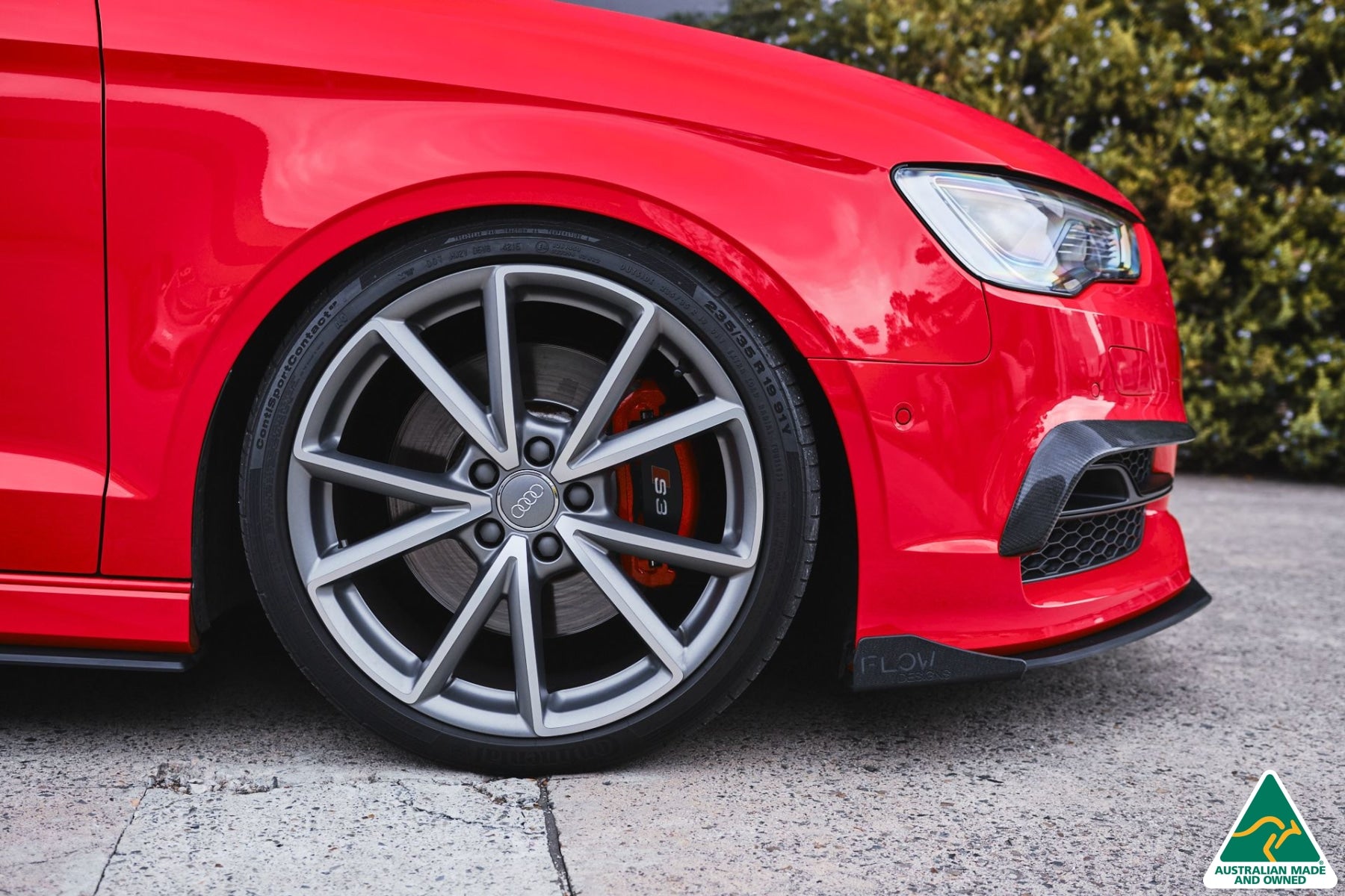 S3 8V Sedan Pre-Facelift Front Lip Splitter V3 & Mounting Brace