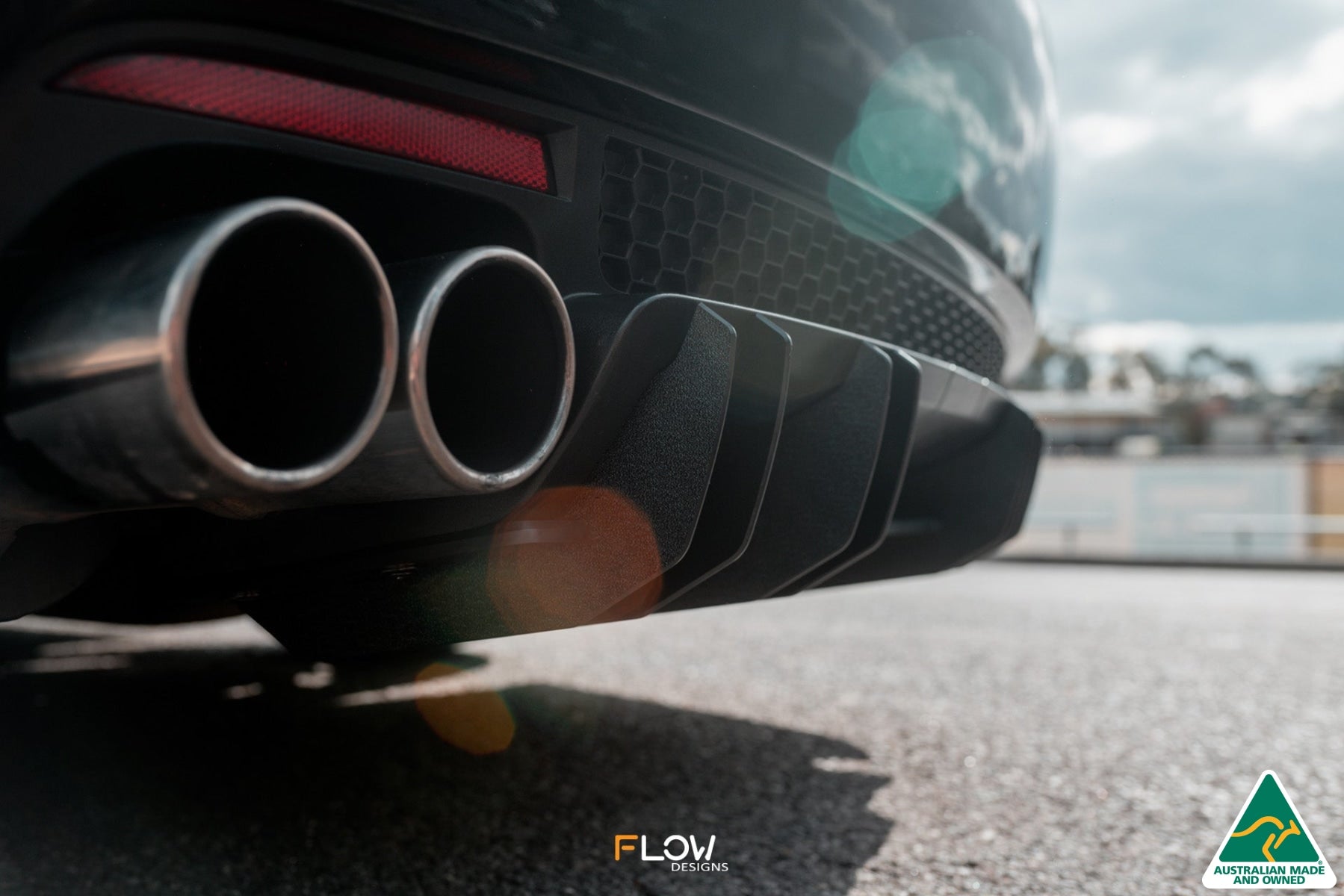 VE Commodore S1 Sedan Flow-Lock Rear Diffuser