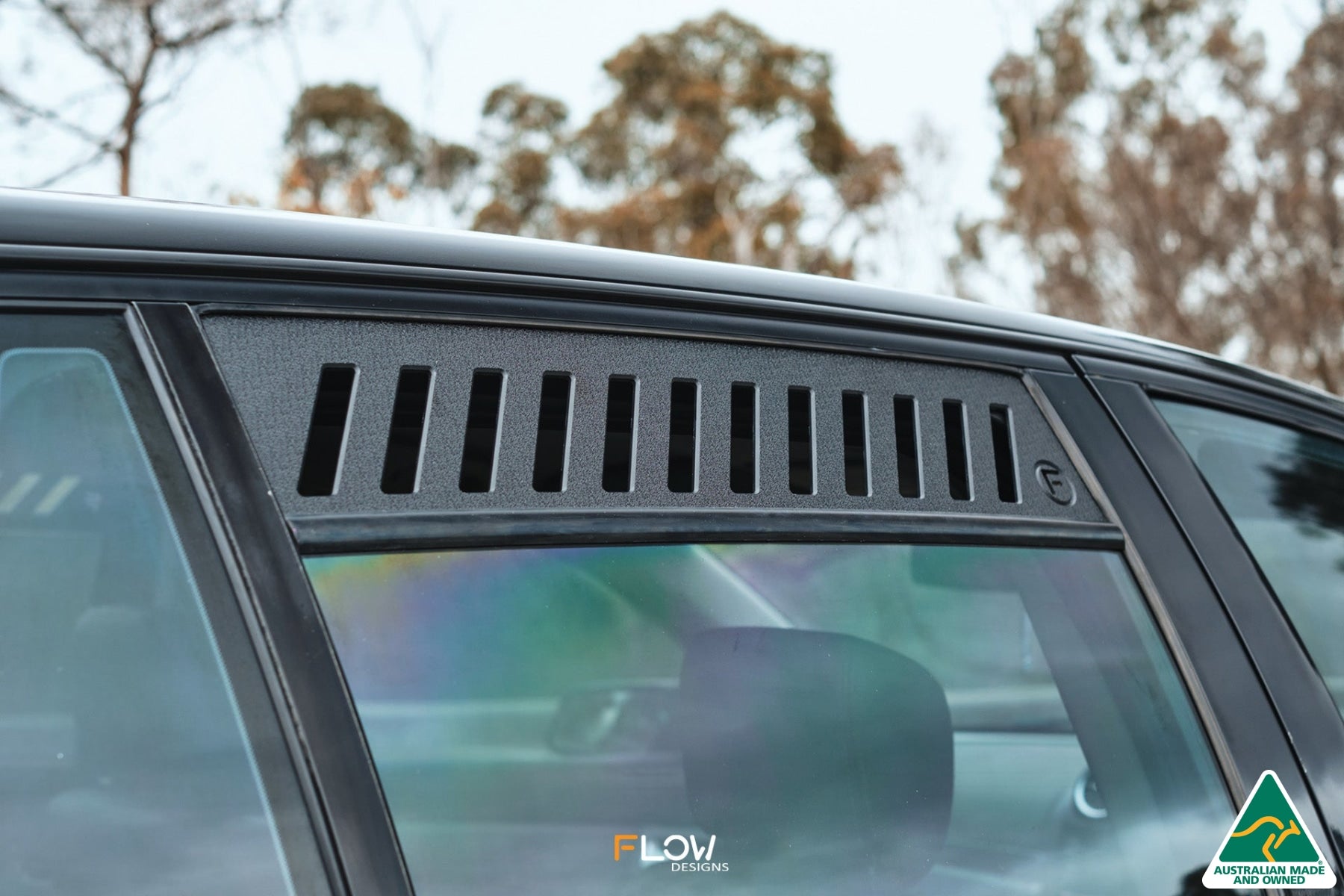 VE Commodore Wagon Rear Window Vents (Pair)