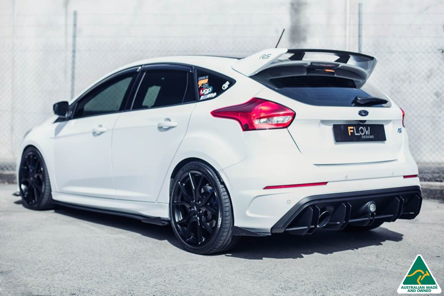 White Ford MK3 Focus RS Rear Diffuser